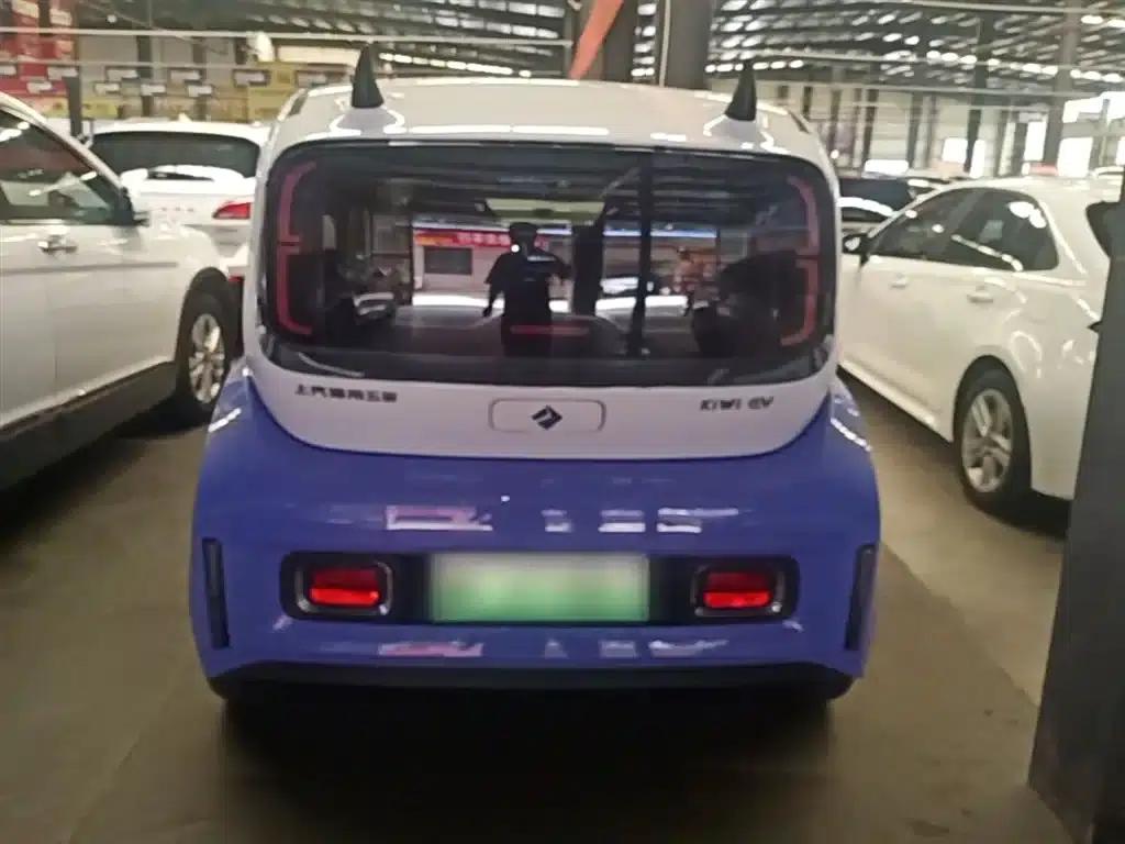 Baojun KiWi EV 2023 Smart Luxury Edition (Lithium Iron Phosphate) — миниатюра 6