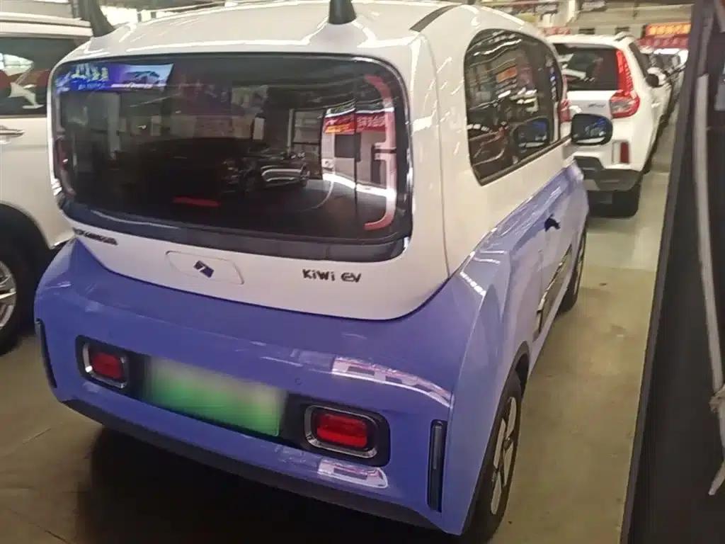 Baojun KiWi EV 2023 Smart Luxury Edition (Lithium Iron Phosphate) — миниатюра 7