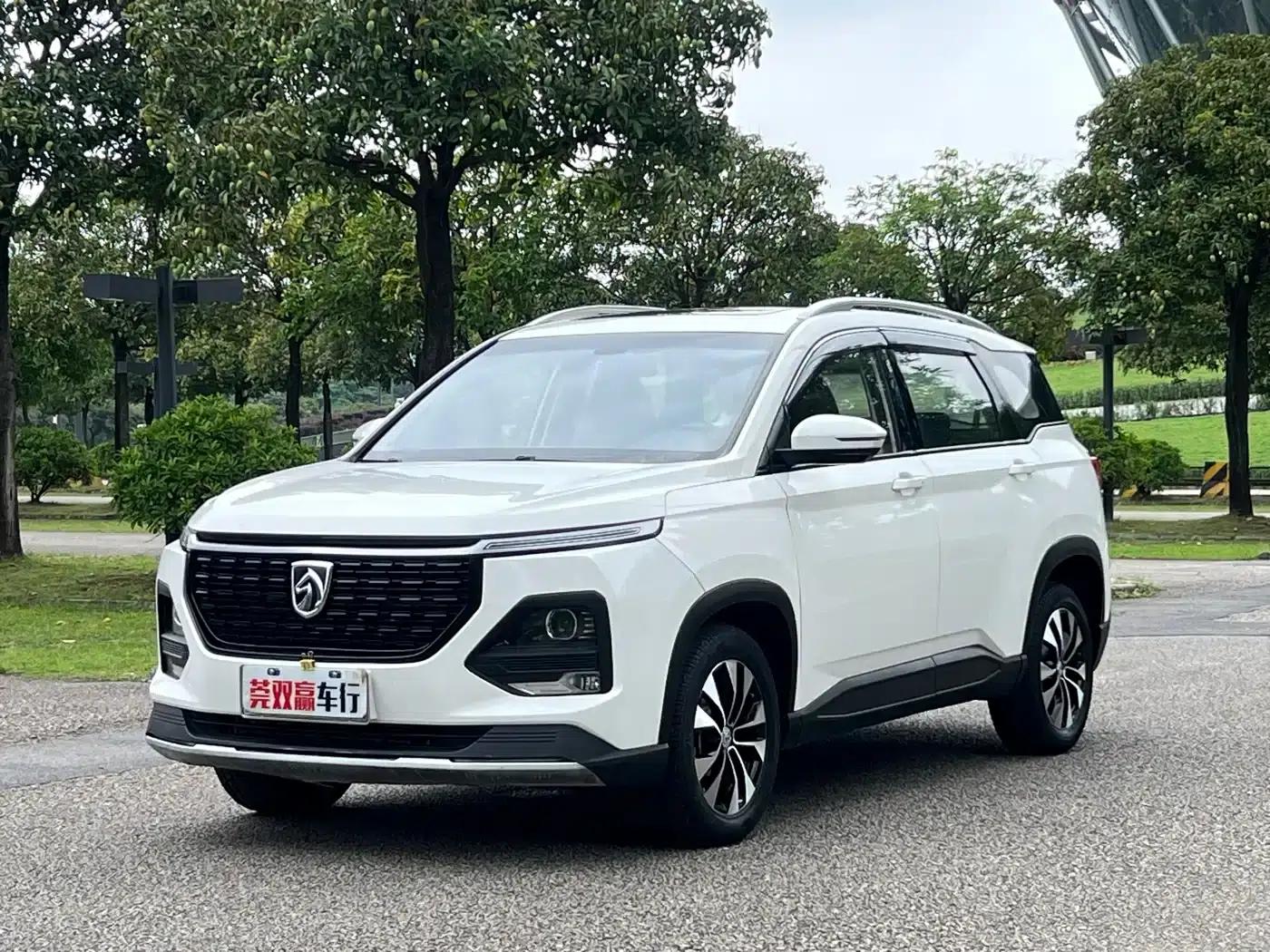 Baojun 530 2020 1.5T CVT Premium Connected Edition 5-seater — миниатюра 1