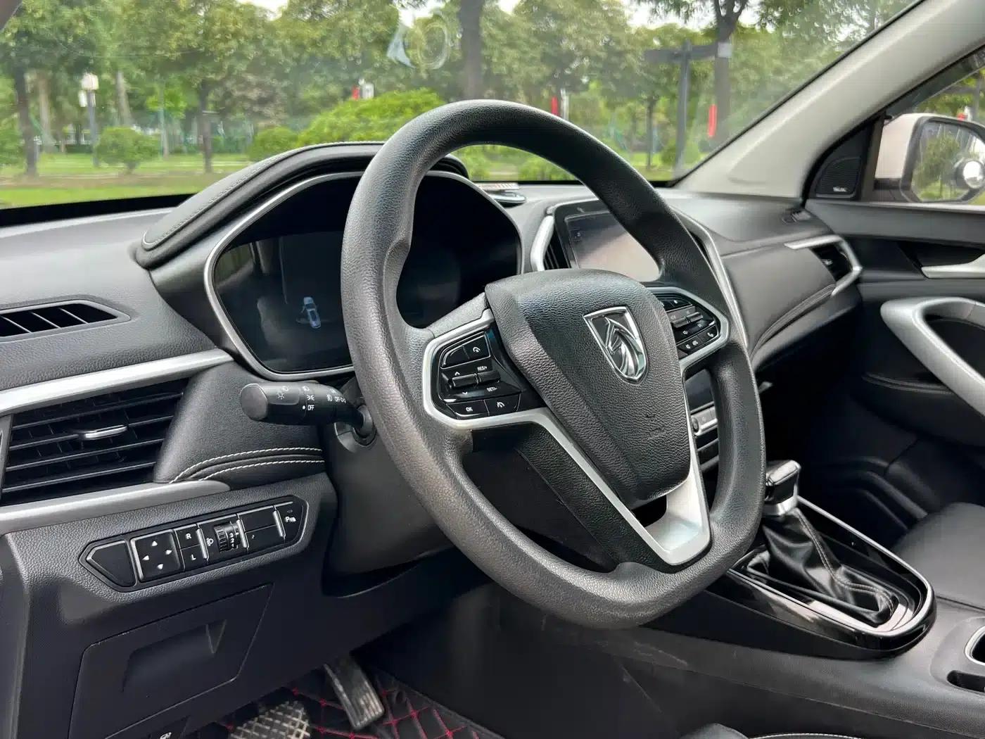 Baojun 530 2020 1.5T CVT Premium Connected Edition 5-seater — миниатюра 15