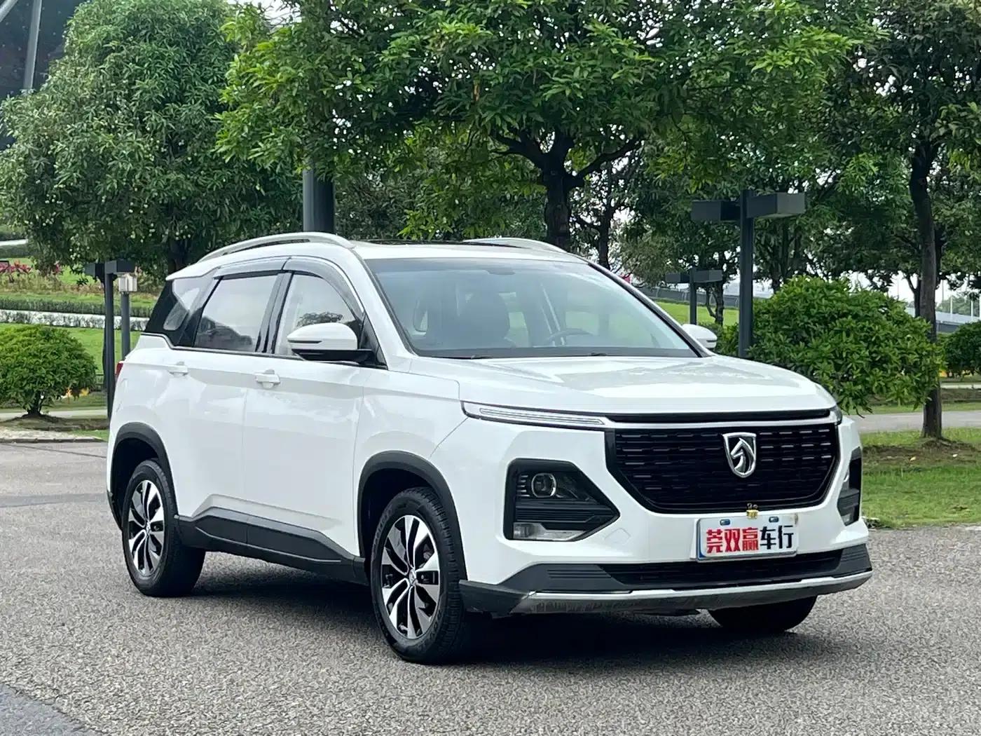 Baojun 530 2020 1.5T CVT Premium Connected Edition 5-seater — миниатюра 3