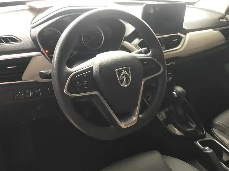 Baojun 530 2019 1.5T CVT Luxury 7-seater National V emission standard — миниатюра 12