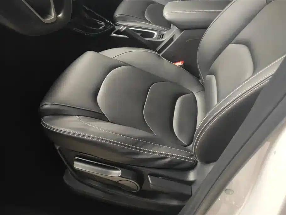 Baojun 530 2019 1.5T CVT Luxury 7-seater National V emission standard — миниатюра 9