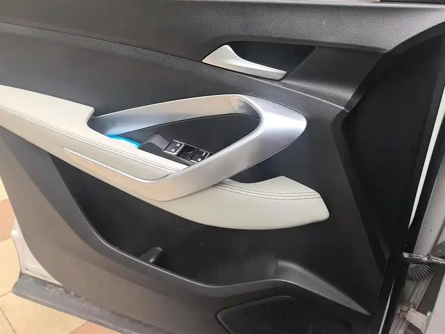 Baojun 530 2018 1.5T DCT Flagship Edition (National V Emission Standard) — миниатюра 7