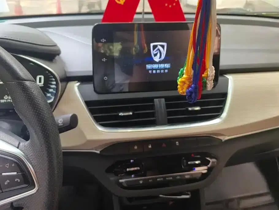 Baojun 360 2018 1.5L Manual Deluxe Edition (National V Emission Standard) — миниатюра 13