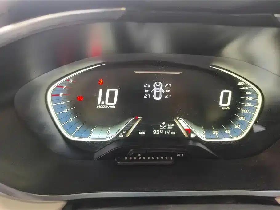 Baojun 360 2018 1.5L Manual Deluxe Edition (National V Emission Standard) — миниатюра 14