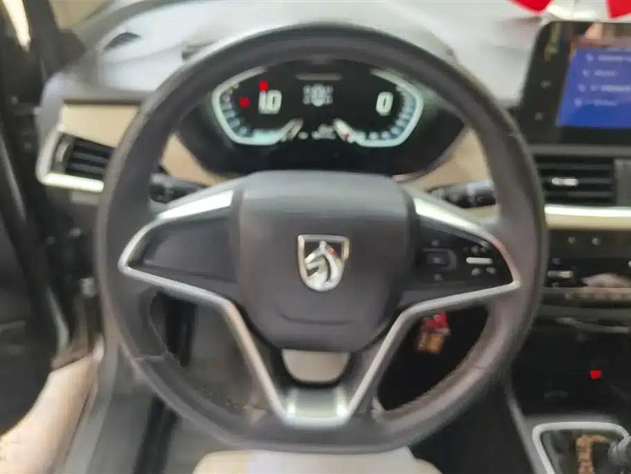 Baojun 360 2018 1.5L Manual Deluxe Edition (National V Emission Standard) — миниатюра 15