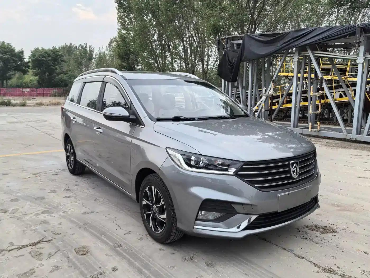 Baojun 360 2018 1.5L Manual Deluxe Edition (National V Emission Standard) — миниатюра 3