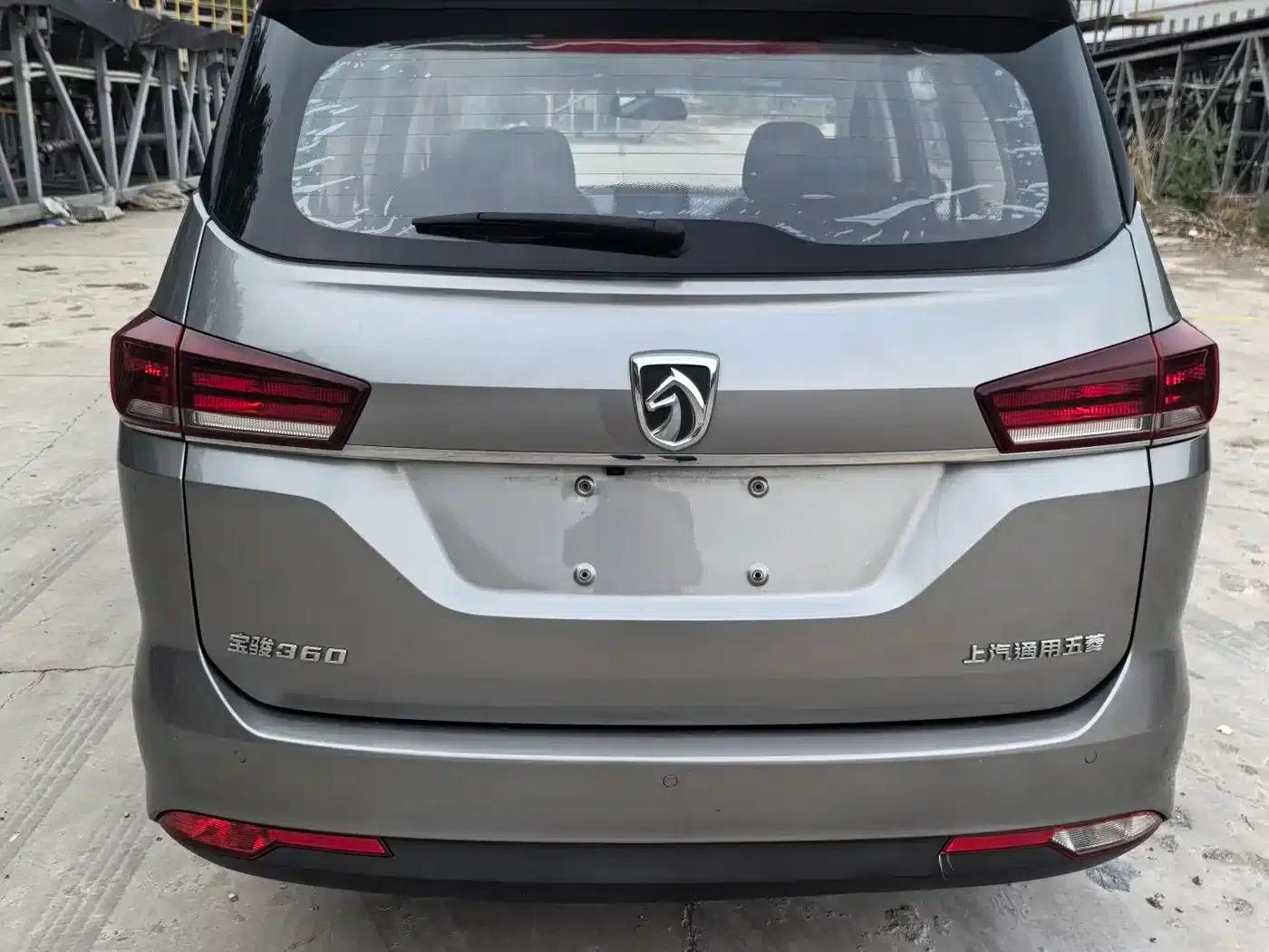 Baojun 360 2018 1.5L Manual Deluxe Edition (National V Emission Standard) — миниатюра 4