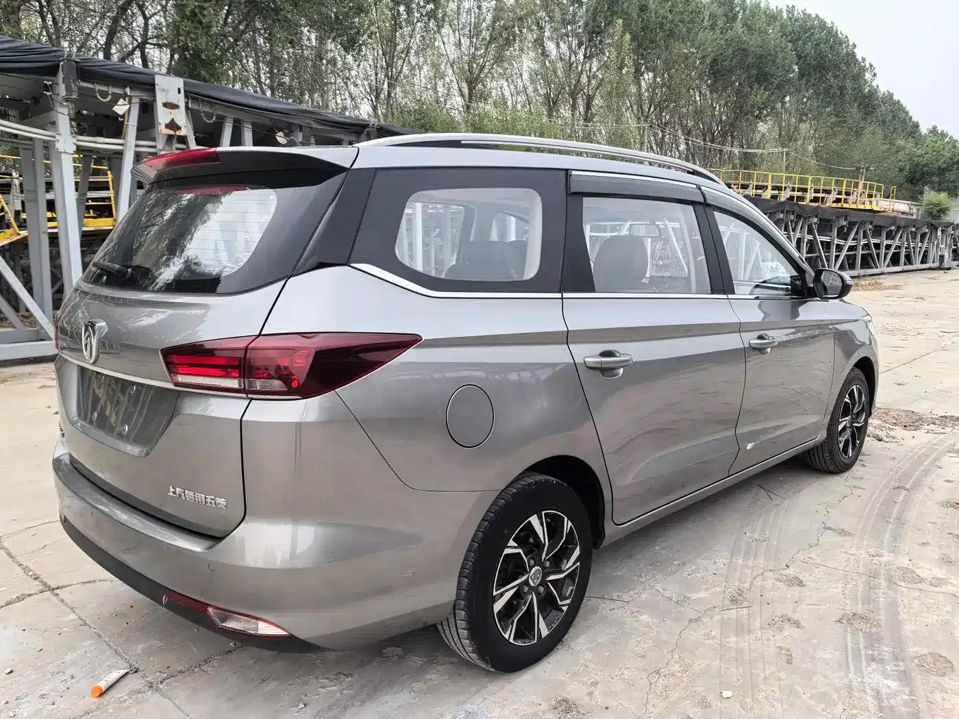 Baojun 360 2018 1.5L Manual Deluxe Edition (National V Emission Standard) — миниатюра 5