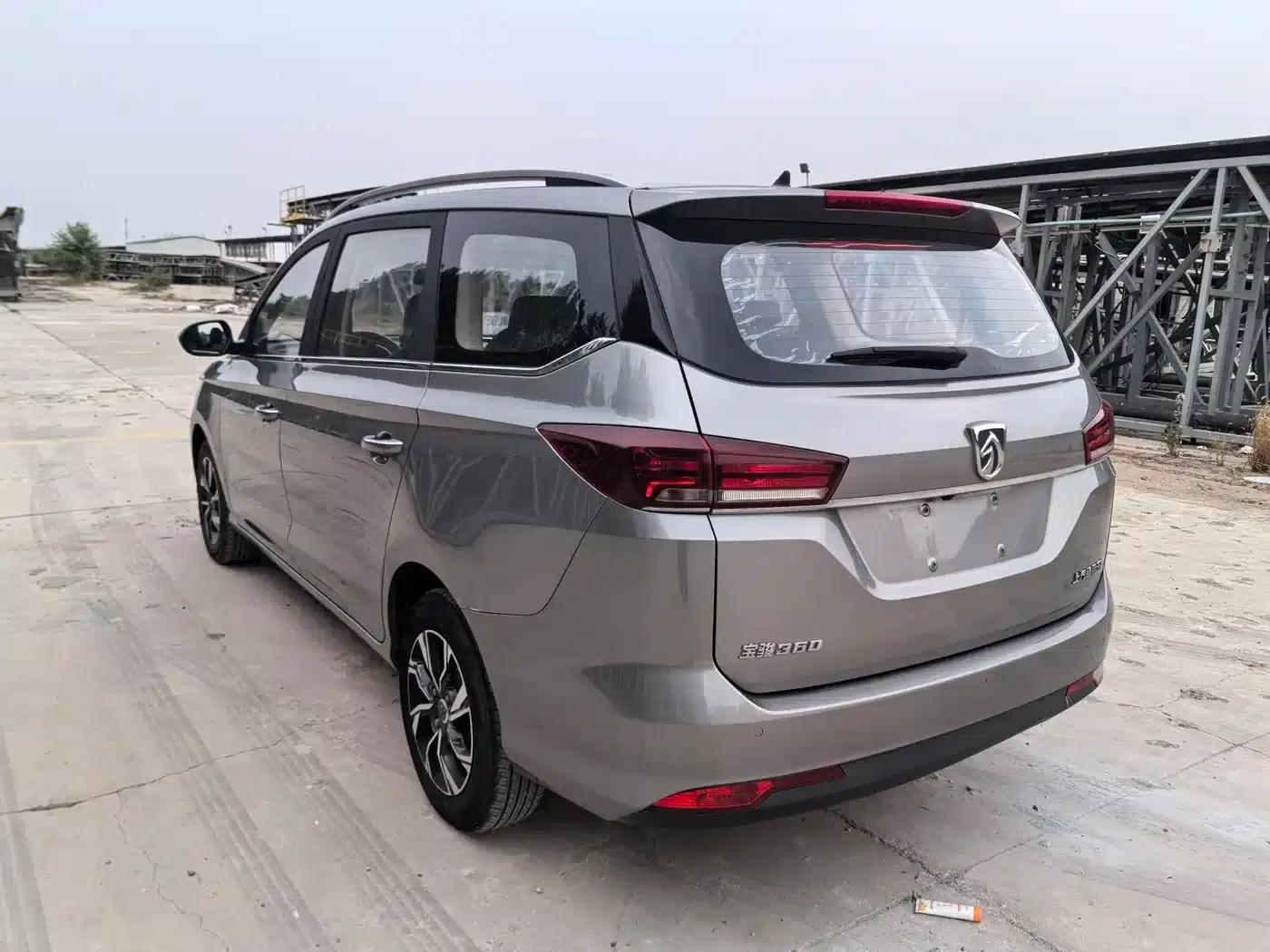 Baojun 360 2018 1.5L Manual Deluxe Edition (National V Emission Standard) — миниатюра 6
