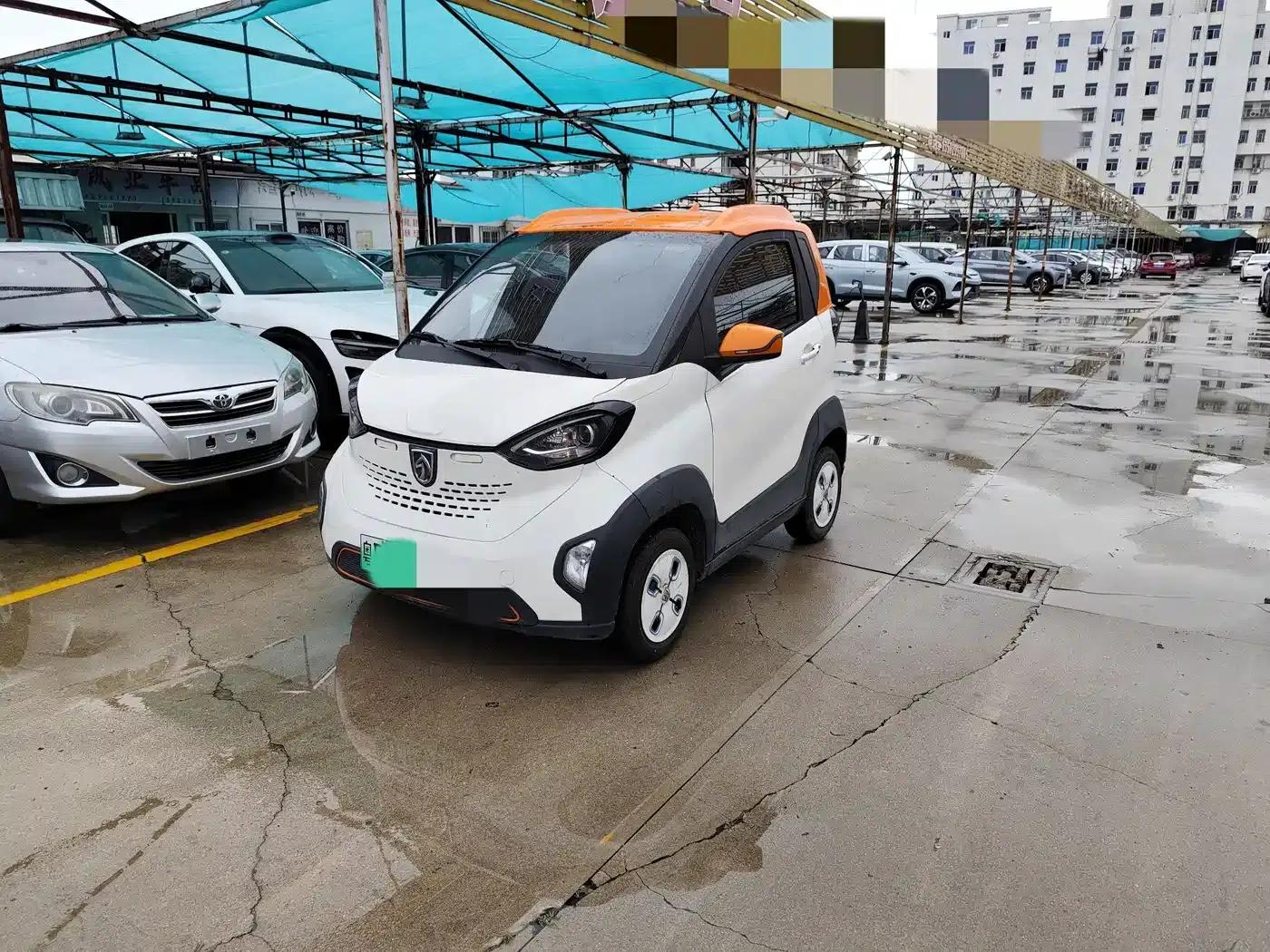 Baojun E100 2019 Model 250KM Smart Edition — миниатюра 1