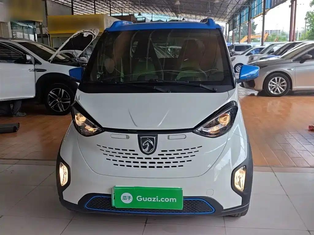 Baojun E100 2020 Model 305KM Smart Edition — миниатюра 3