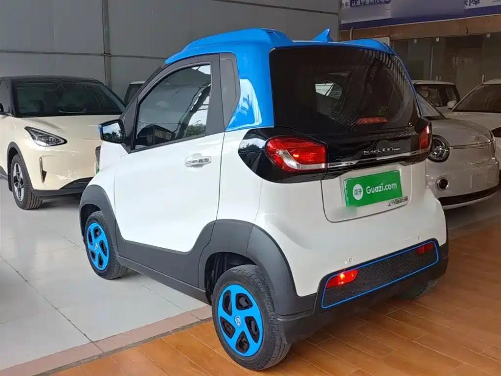 Baojun E100 2020 Model 305KM Smart Edition — миниатюра 5