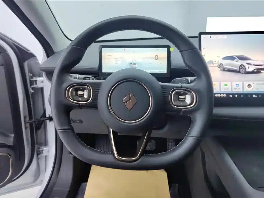 Baojun Enjoy 2025 Plug-in Hybrid 140km/h Special Edition — миниатюра 15