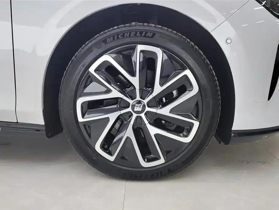 Baojun Enjoy 2025 Plug-in Hybrid 140km/h Special Edition — миниатюра 6