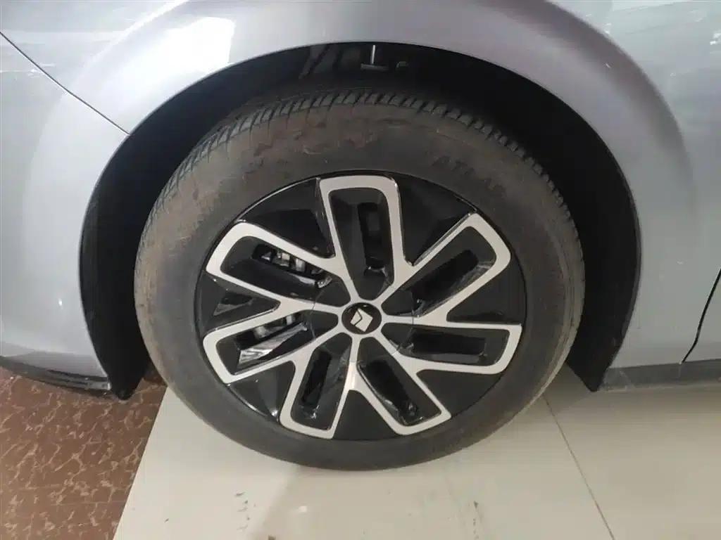 Baojun Enjoy 2025 Pure Electric 600km Standard Edition — миниатюра 23