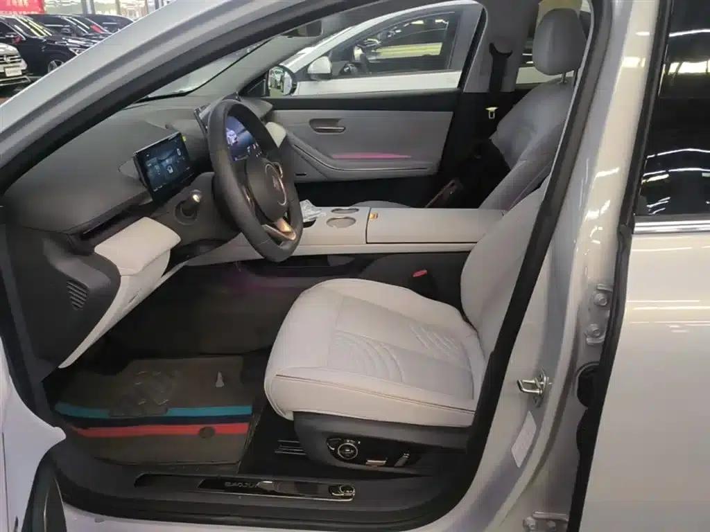 Baojun Enjoy 2025 Plug-in Hybrid 140km/h Luxury Edition — миниатюра 15