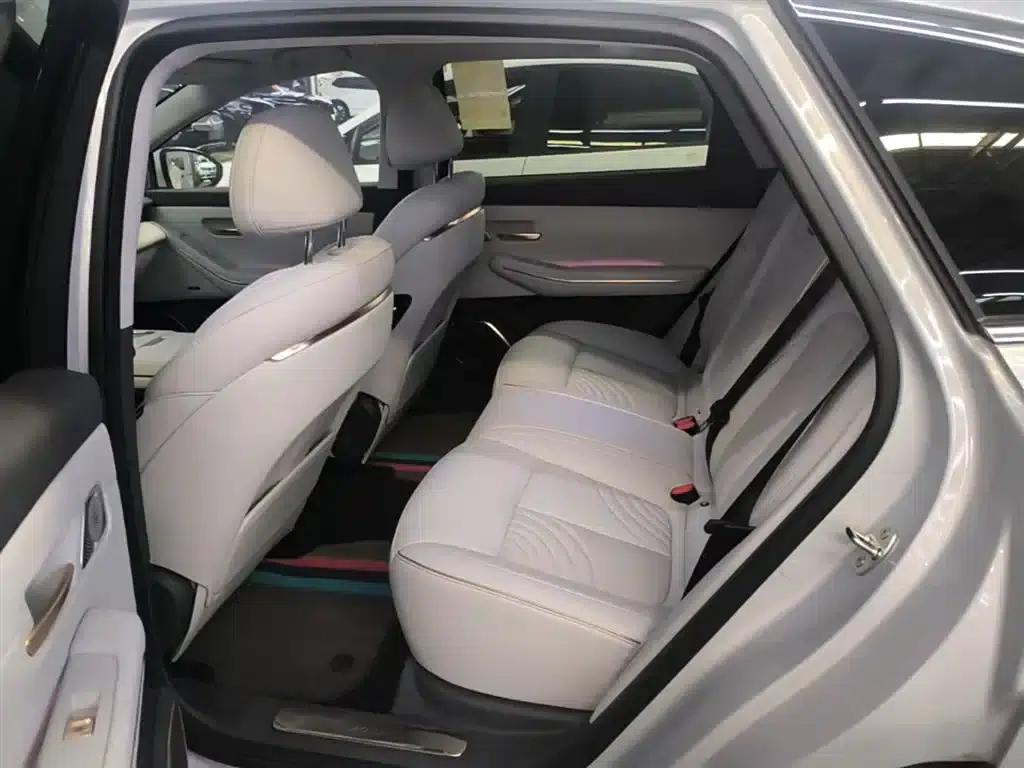 Baojun Enjoy 2025 Plug-in Hybrid 140km/h Luxury Edition — миниатюра 17