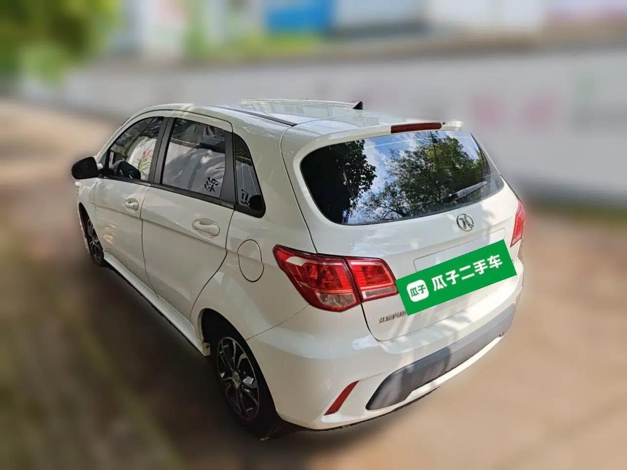 BAIC Senova D20 2015 Hatchback 1.5L Automatic Lotte Edition — миниатюра 4