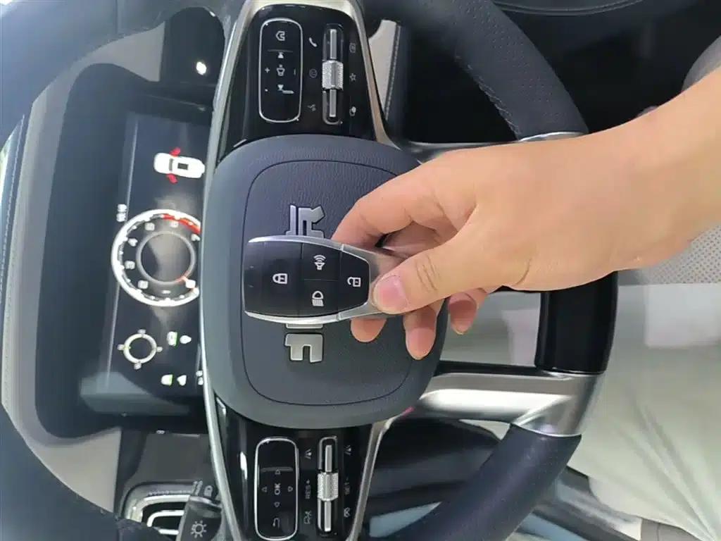 Beijing BJ60 2022 2.0T Eleventh Edition, Five-Seater — миниатюра 9