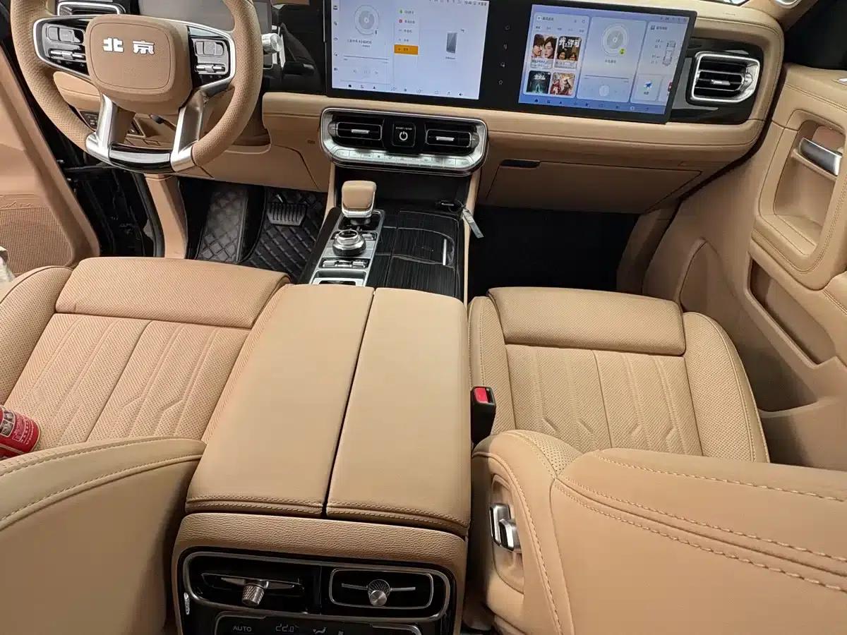 Beijing BJ60 Extended Range 2024 Model, 5-Seater Extended Range Advanced Edition — миниатюра 15