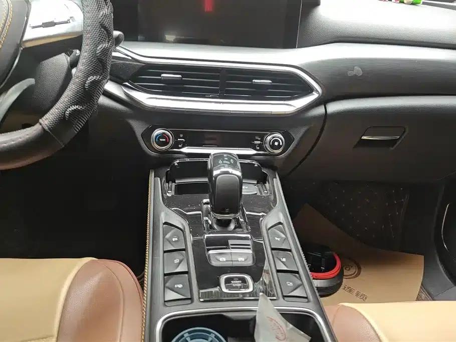 Bestune T77 2020 PRO 280 TID Automatic Premium — миниатюра 13