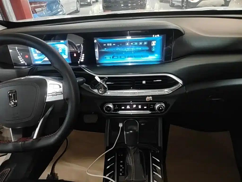 Bestune T77 2019 230 TID Automatic Luxury Edition (National V Emission Standard) — миниатюра 13