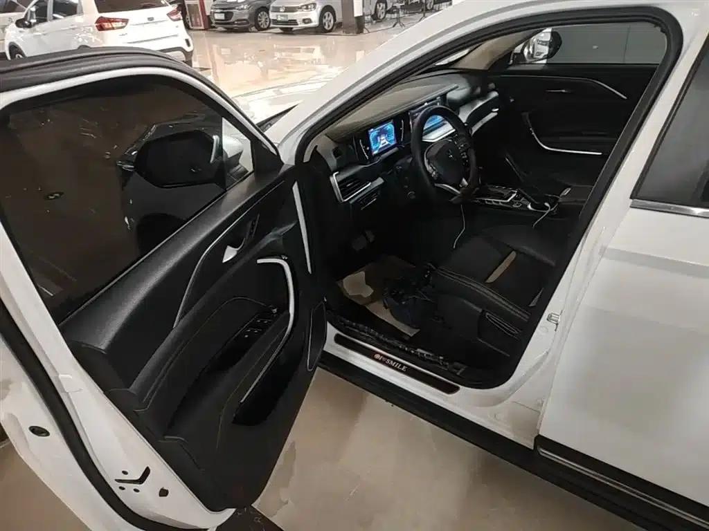 Bestune T77 2019 230 TID Automatic Luxury Edition (National V Emission Standard) — миниатюра 16