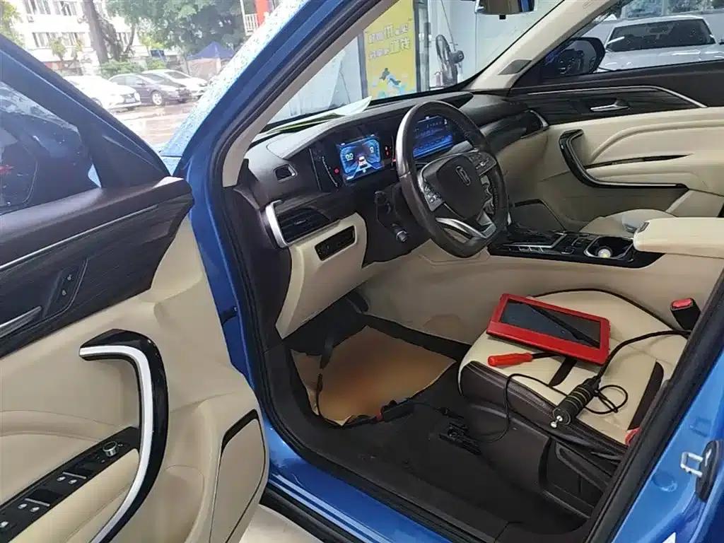 Bestune T77 2019 Facelift 230 TID Automatic Luxury Model (National V Emission Standard) — миниатюра 16