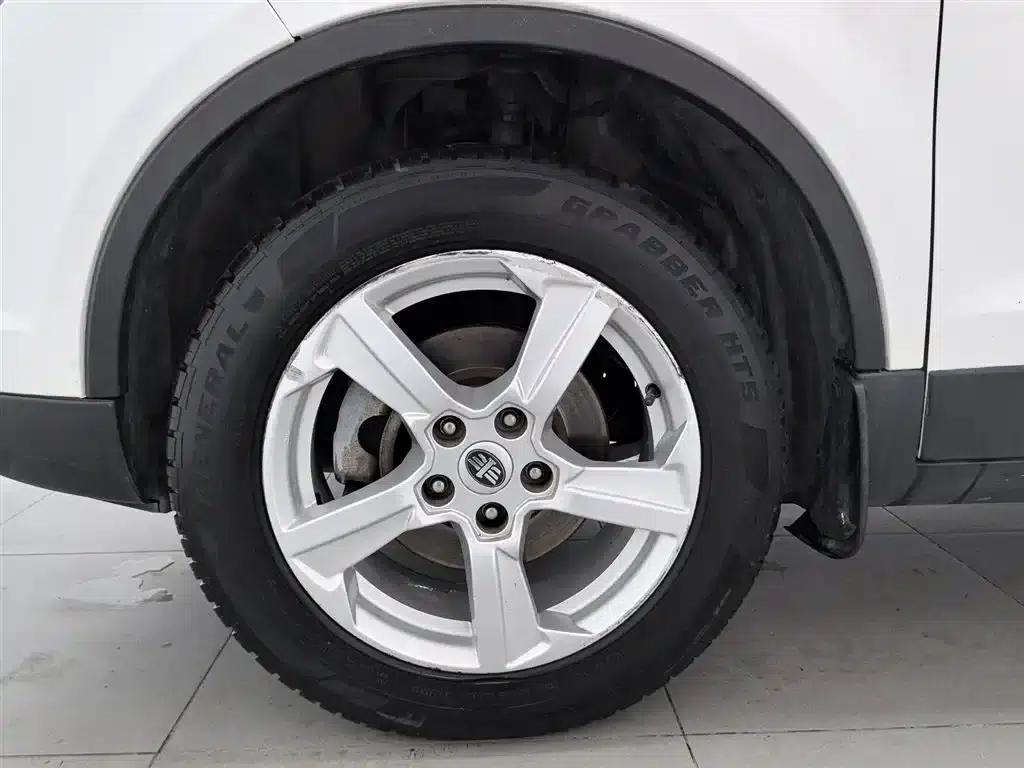 Besturn X80 2013 2.0L Automatic Luxury Edition — миниатюра 17
