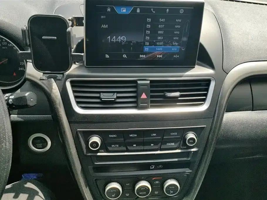 Besturn X80 2017 1.8T Automatic Sport — миниатюра 13