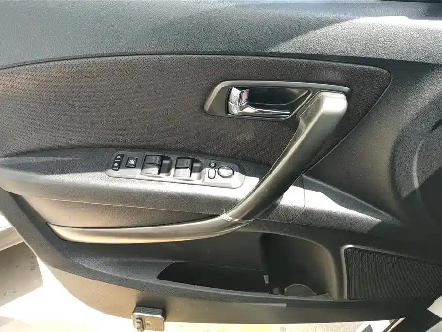 Besturn X80 2017 1.8T Automatic Sport — миниатюра 7