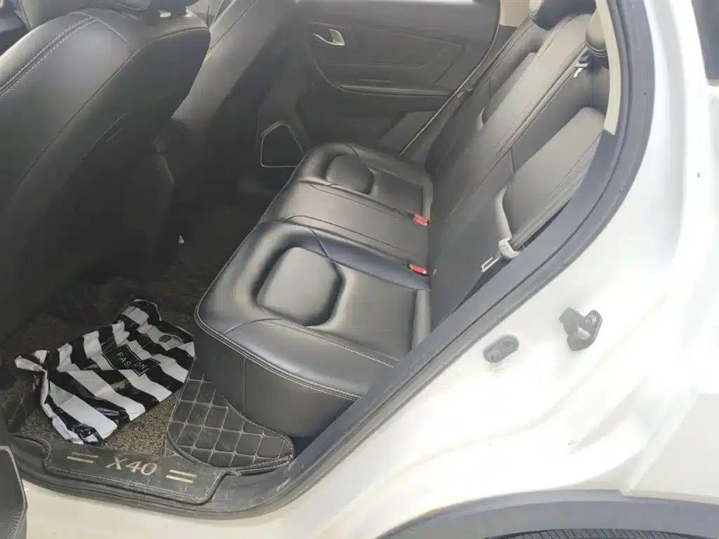 Bestune X40 2019 1.6L Manual Deluxe Edition (China VI Emission Standard) — миниатюра 14