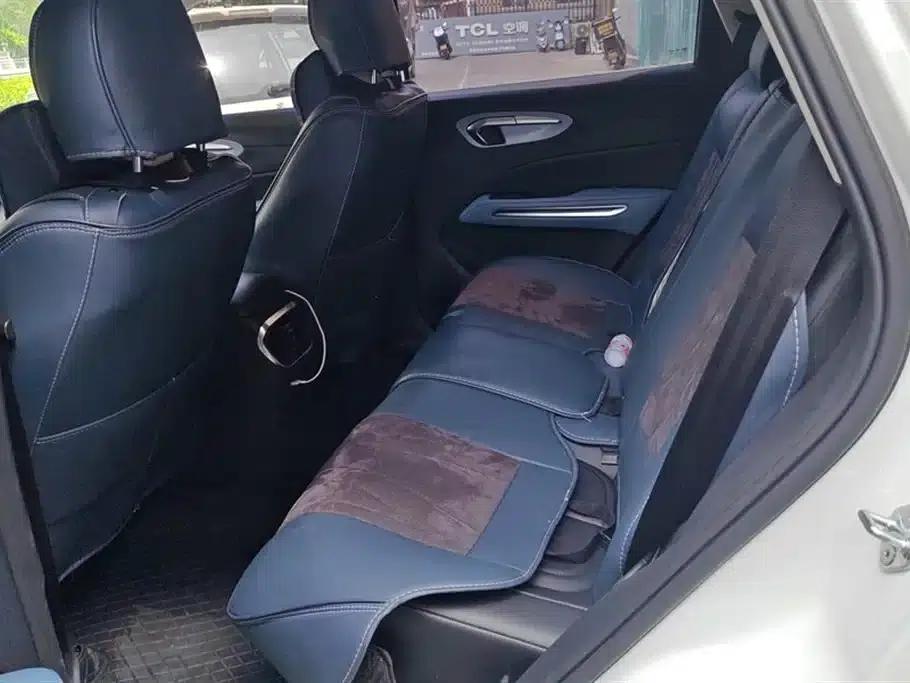Bestune T90 2023 1.5T DCT Automatic Luxury Edition — миниатюра 11