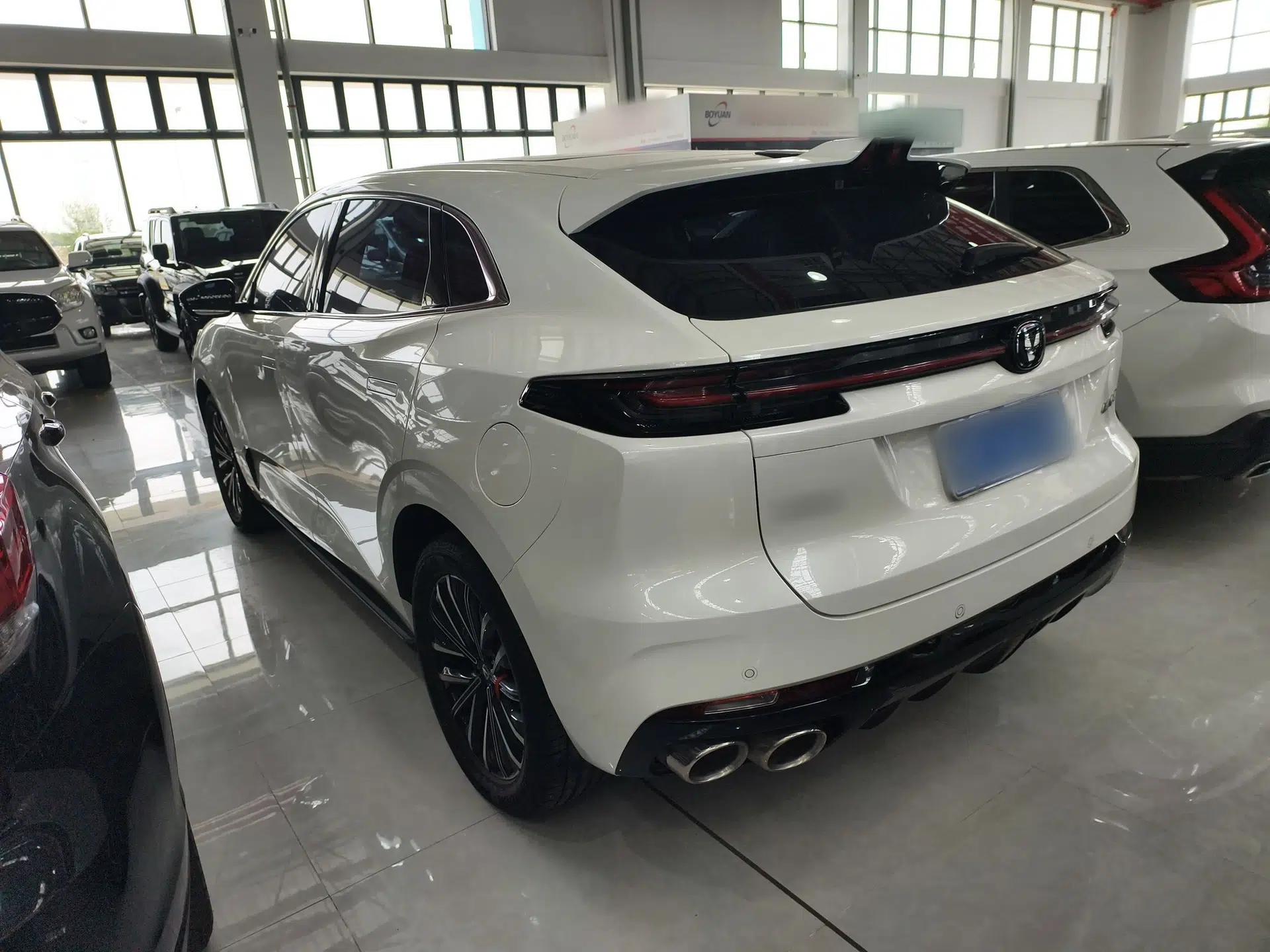 CHANGAN UNI-K 2023 2.0T Two-Wheel Drive Enjoyment Version — миниатюра 6