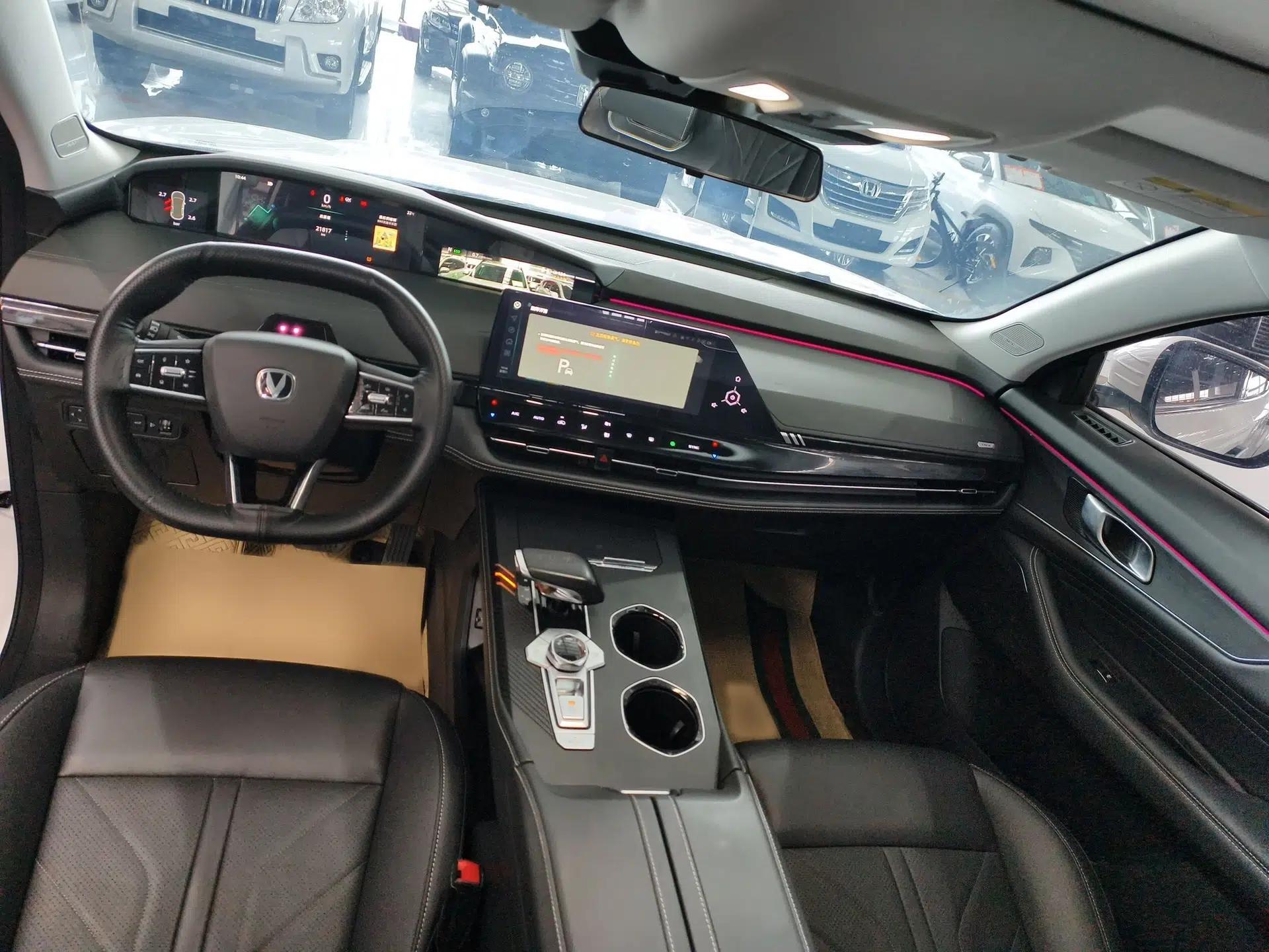 CHANGAN UNI-K 2023 2.0T Two-Wheel Drive Enjoyment Version — миниатюра 9