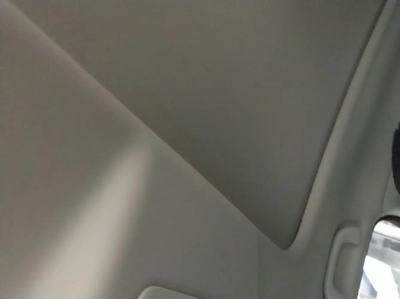 CHANGAN UNI-K 2023 2.0T Two-Wheel Drive YueShang Trim — миниатюра 21