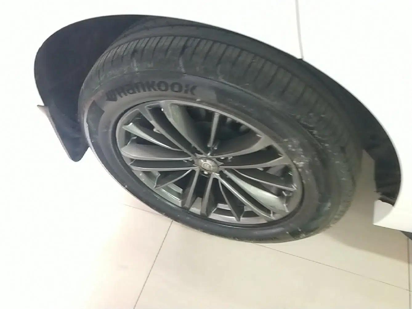 CHANGAN UNI-K 2023 2.0T Two-Wheel Drive YueShang Trim — миниатюра 10