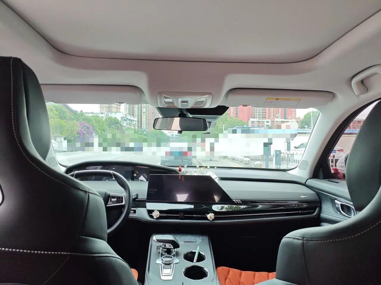 CHANGAN UNI-K 2024 2.0T Two-Wheel Drive YueShang Trim — миниатюра 19