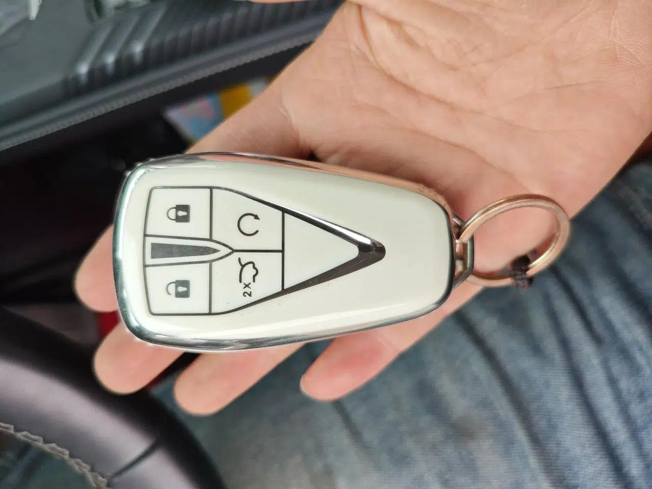 CHANGAN UNI-K 2024 2.0T Two-Wheel Drive YueShang Trim — миниатюра 9