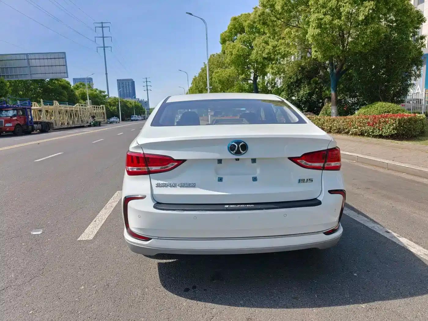 Beijing EU5 2018 R500 Smart Wind Edition — миниатюра 9