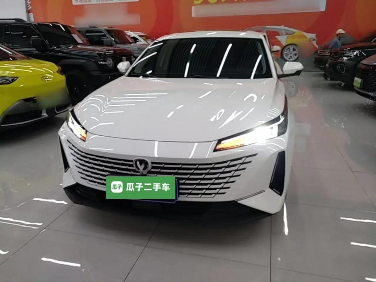 CHANGAN Eado DD 2023 Blue Whale NE 1.5T GDI DCT Luxury Edition — миниатюра 2