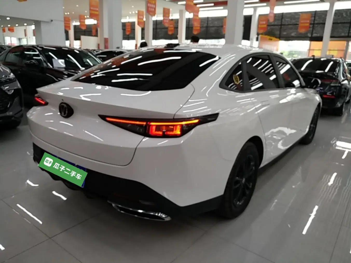 CHANGAN Eado DD 2023 Blue Whale NE 1.5T GDI DCT Luxury Edition — миниатюра 6