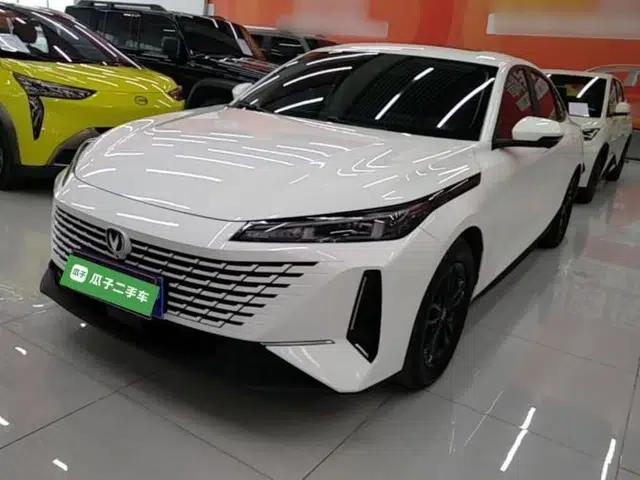 CHANGAN Eado DD 2023 Blue Whale NE 1.5T GDI DCT Luxury Edition