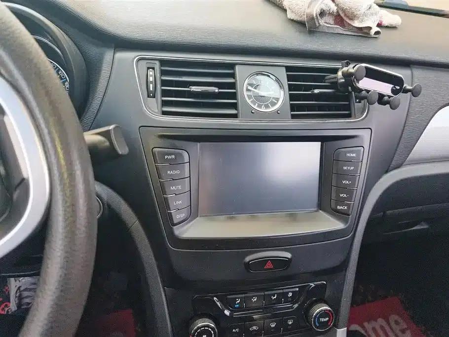 Senova X55 2016 1.5T CVT Comfort Edition — миниатюра 13