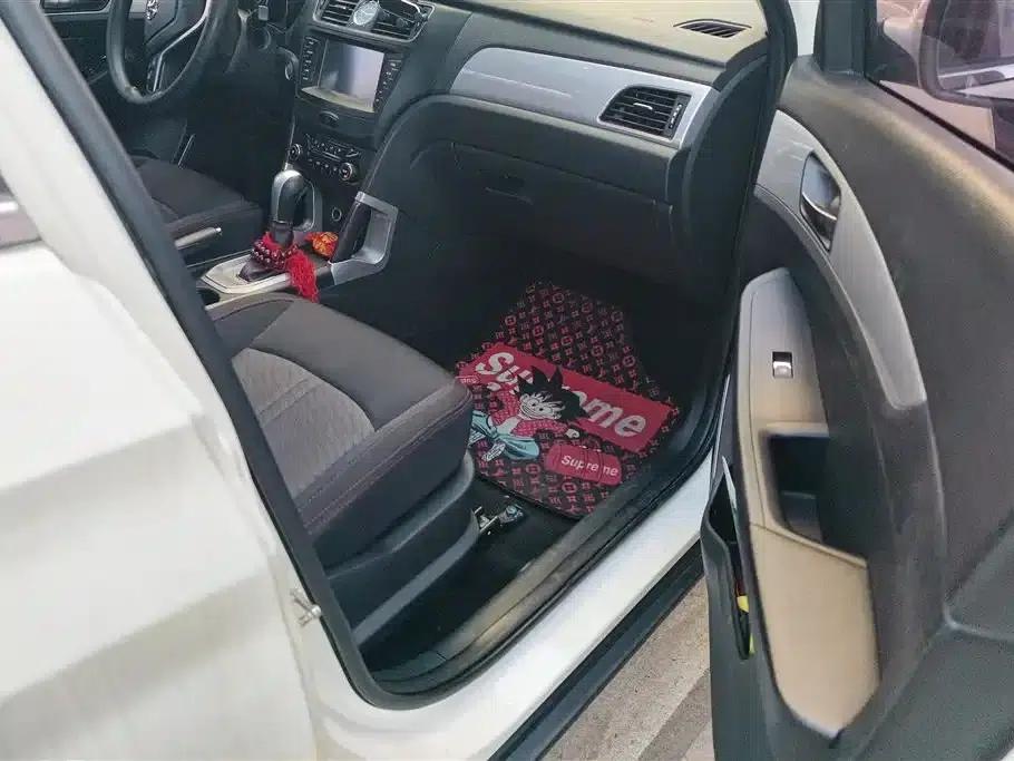 Senova X55 2016 1.5T CVT Comfort Edition — миниатюра 8
