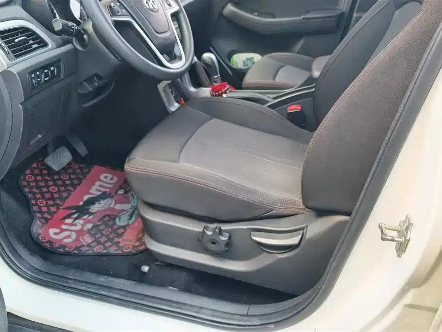 Senova X55 2016 1.5T CVT Comfort Edition — миниатюра 9