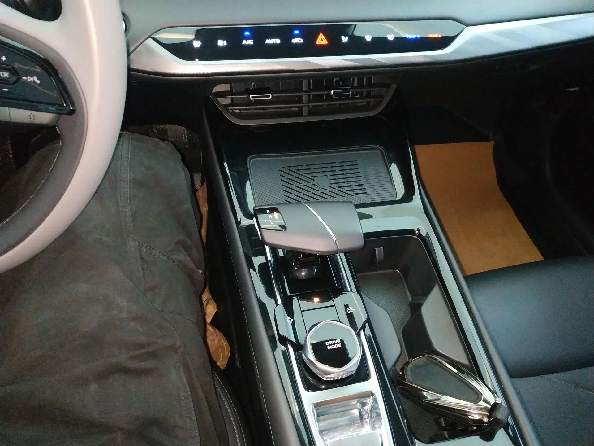CHANGAN Ruicheng PLUS 2023 1.5T DCT Flagship Edition — миниатюра 17