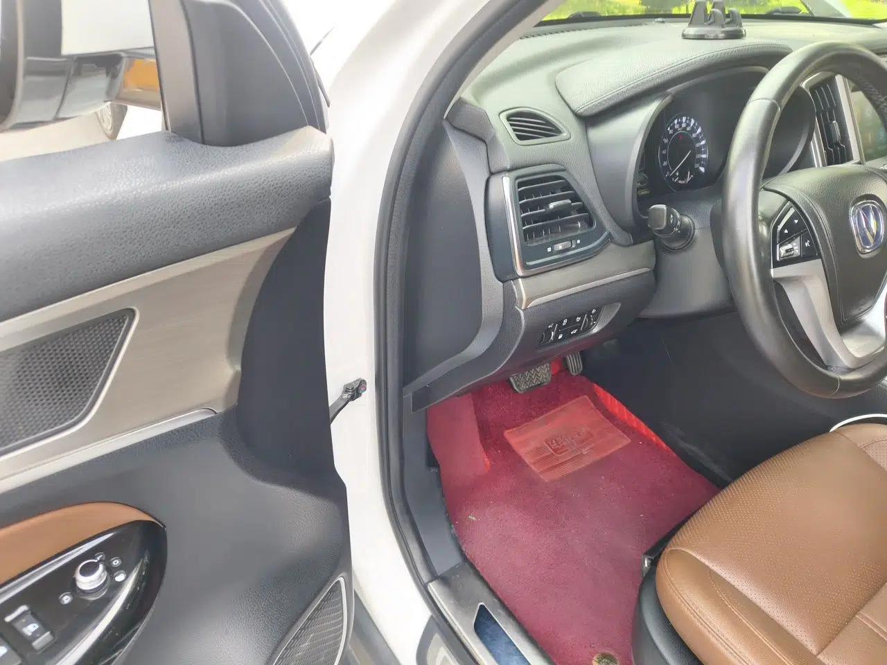 CHANGAN CS95 2017 2.0T Two-Wheel Drive Zhitu Edition — миниатюра 17